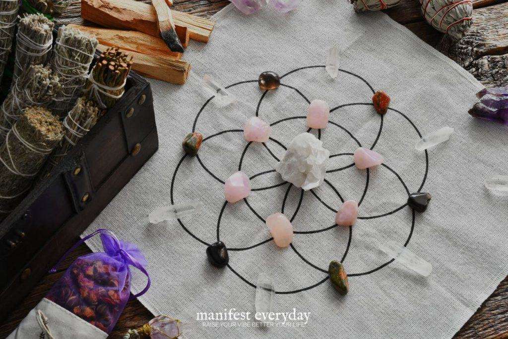 20 Best Stones and Crystals for Astral Projection: Your Guide to ...